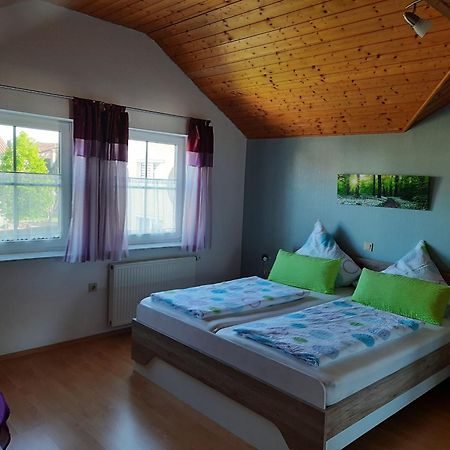 Ferienwohnung Beim Ried Bad Waldsee Bagian luar foto